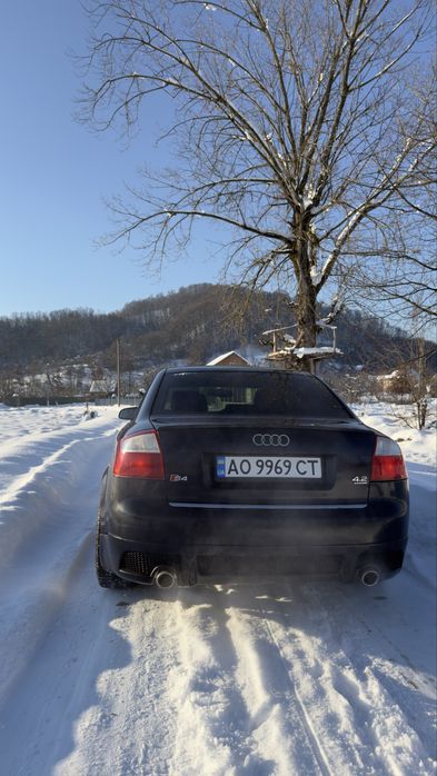 Audi a4b6 S-line static