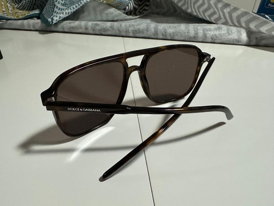 Oculos Sol pouco usados