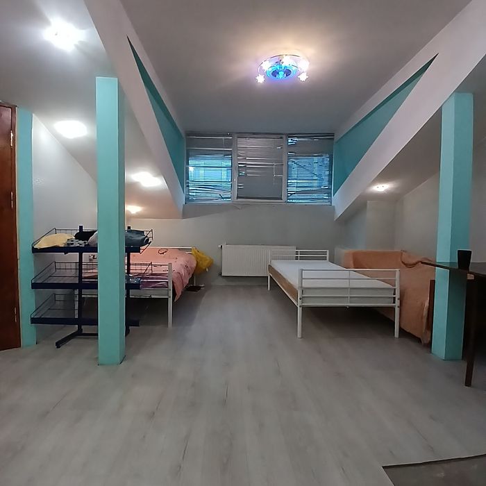 Здається кімната Вільно для дівчини на підселення,