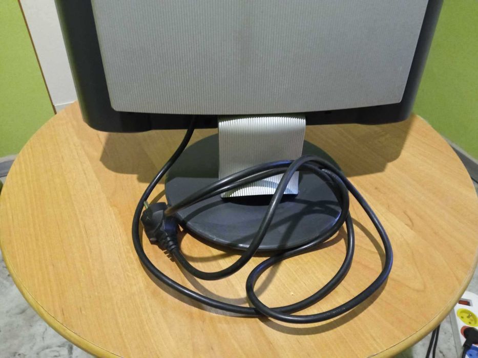 Monitor LCD LG Flatron L1730S