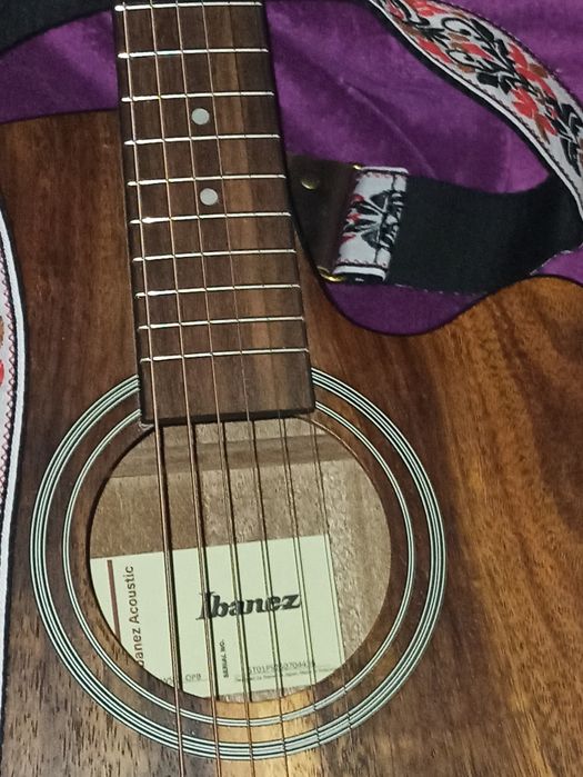 Gitara elektro-akustyczna  IBANEZ"+Piecyk15watt, stroik kabel..