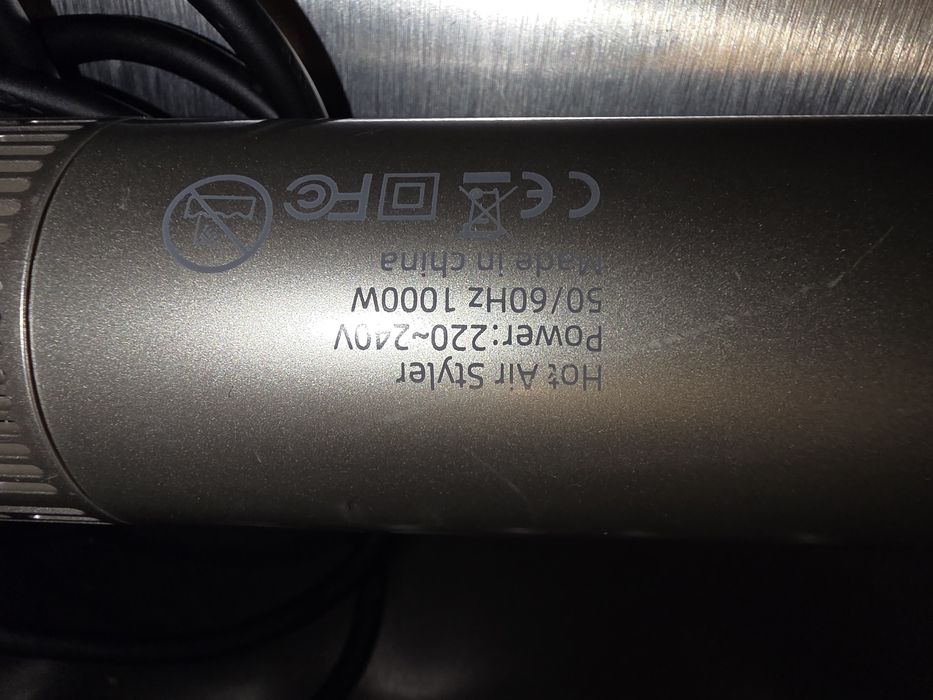 Ukliss Airstyle 6w1 dmuchana szczotka do włosów