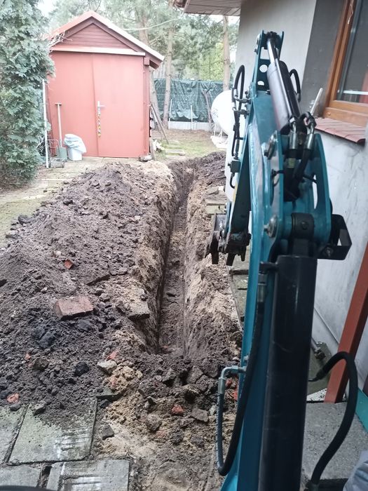 Usługi minikoparka, roboty ziemne.
