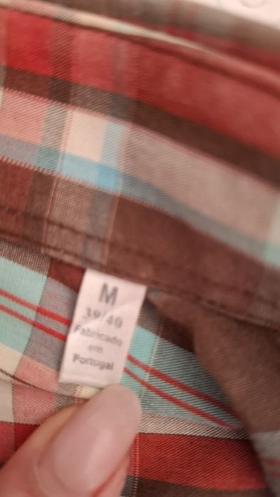 Roupa como nova . Mulher e homem