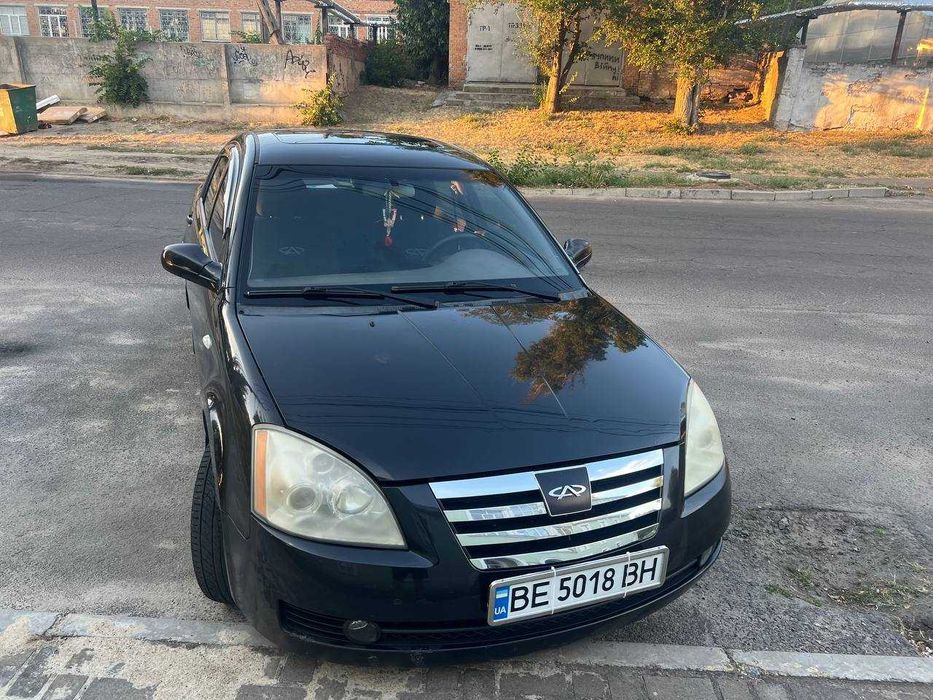 Продаю  авто Chery Elara