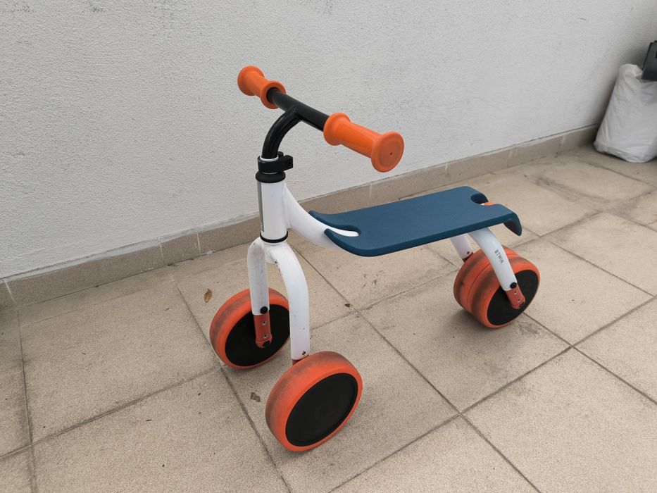 Triciclo ou bicleta de aprendizagem