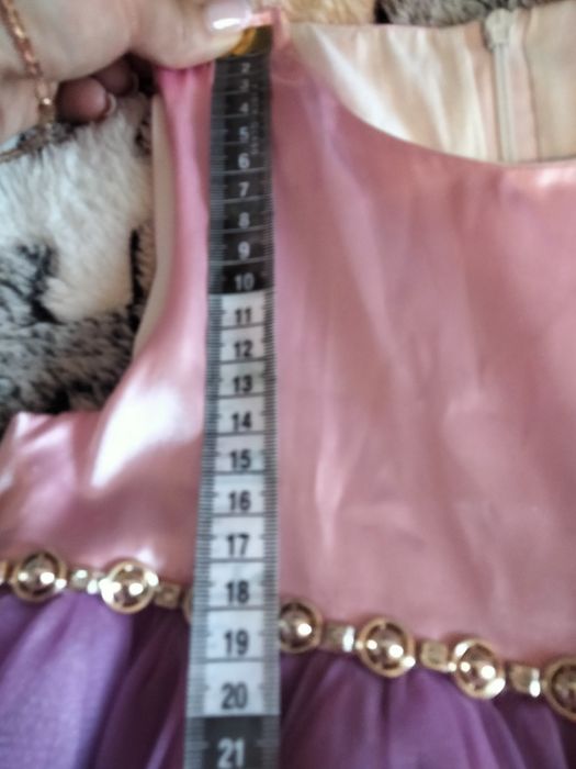 Продам святкове нарядне платтячко