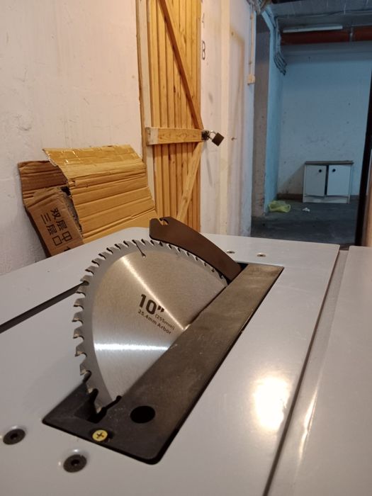 Pilarka stołowa tarczowa