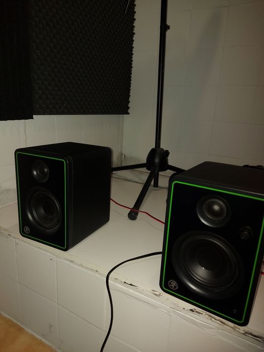 Colunas Studio CR4-X