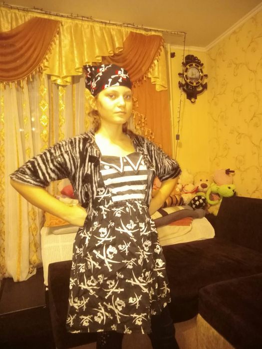 Костюм пирата, разбойника на девочку . Рост 130-140 см