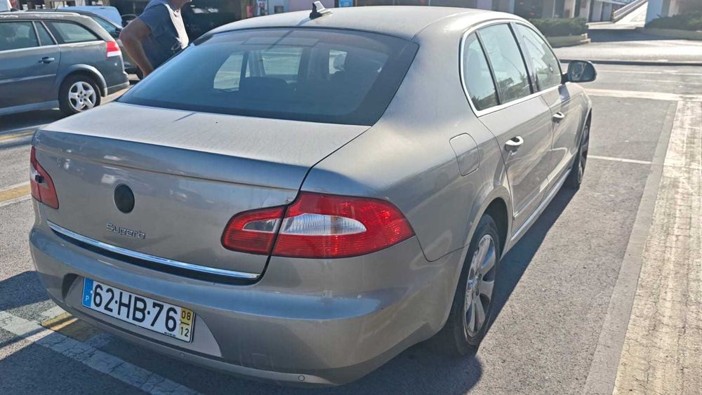 Skoda Superb 2008 Automático (TDI) - Apenas 98.000 km