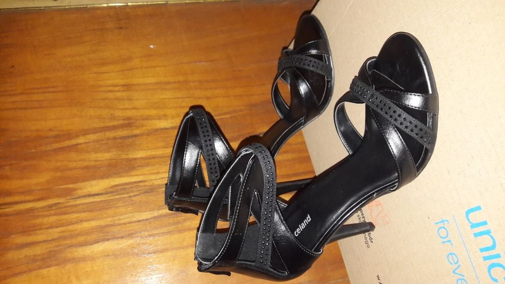 Buty szpilki jak nowe