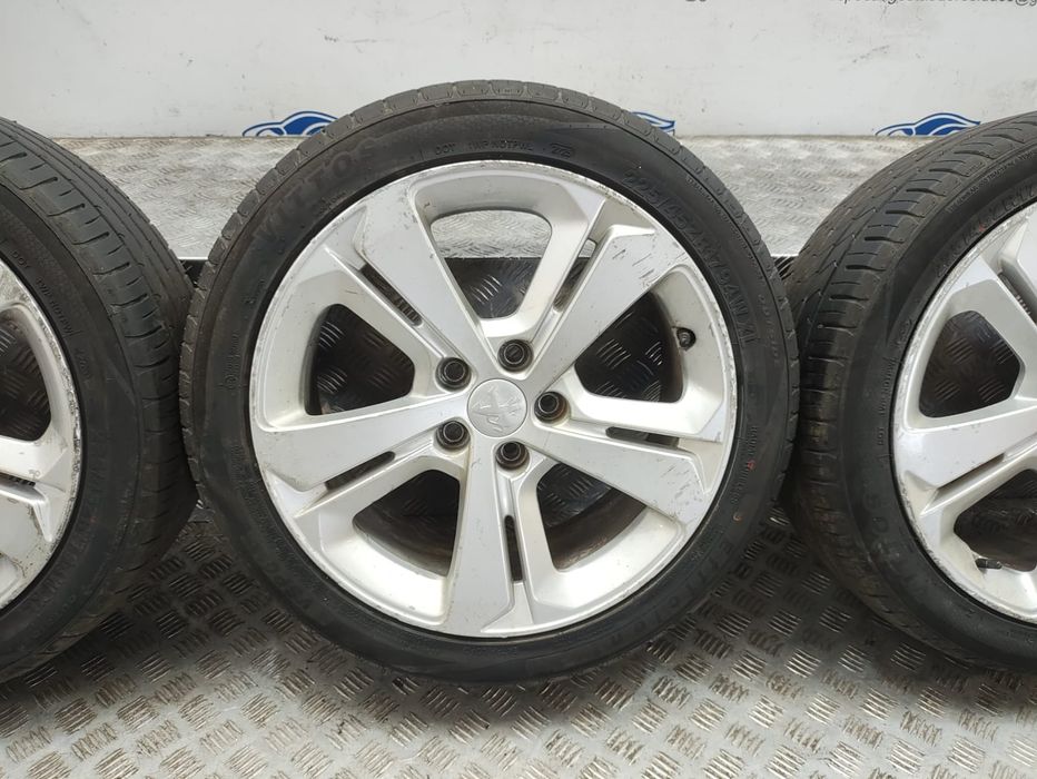 Conjunto de Jantes 17 Peugeot 208 II 7.5J ET44 5x108 2013 a 2021