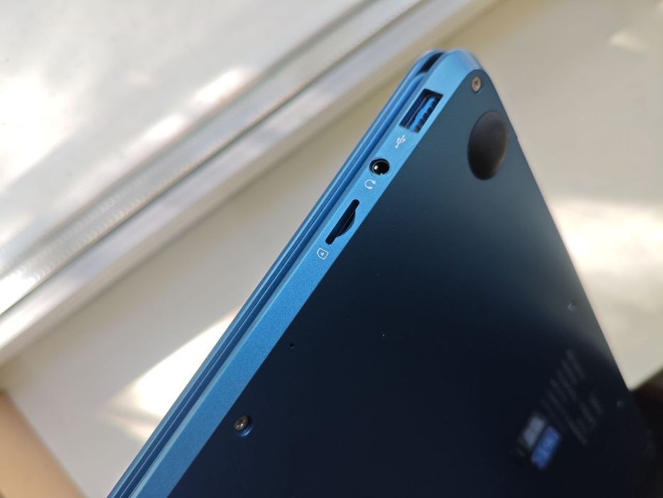 Продам ноутбук Gateway (дочірній бренд Acer для ринку США)
