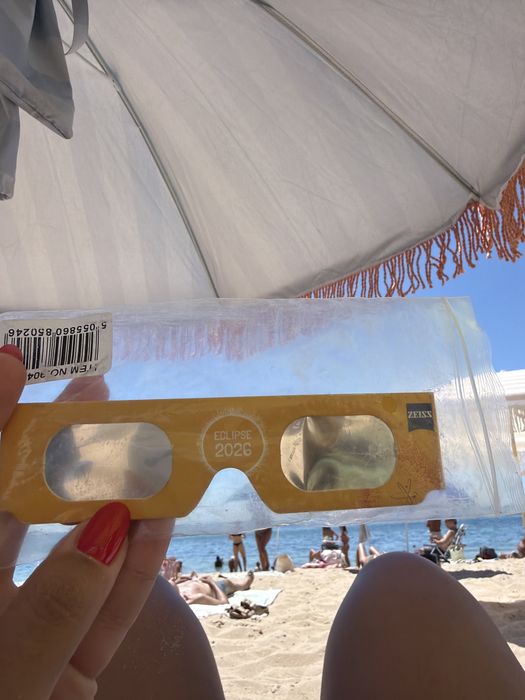 Oculos observacao eclipse