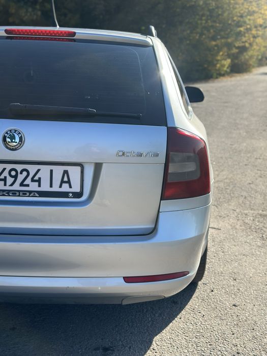 Продам Шкоду Октавія