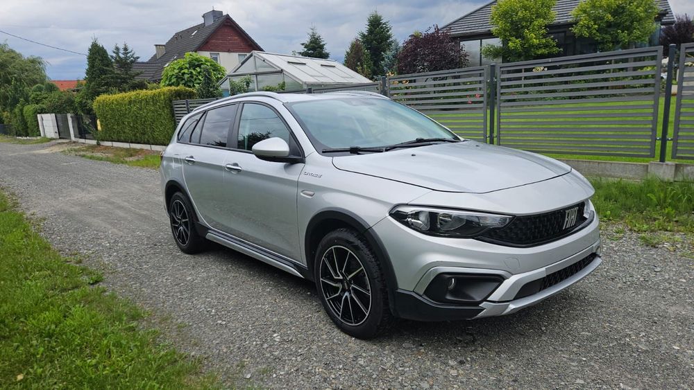 Fiat Tipo 1,5 hybryda 50 tys km NAVIGACJA KAMERA AUTOMAT