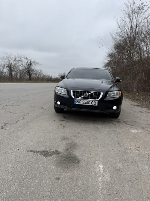 Авто в хорошому стані технічно справний