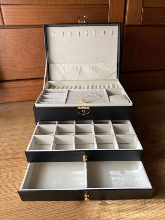 Caixa de Jóias - cor Preto