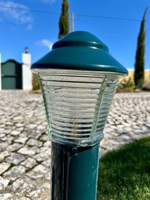 Candeeiro / Balizadores de Jardim em Alumínio Fundido