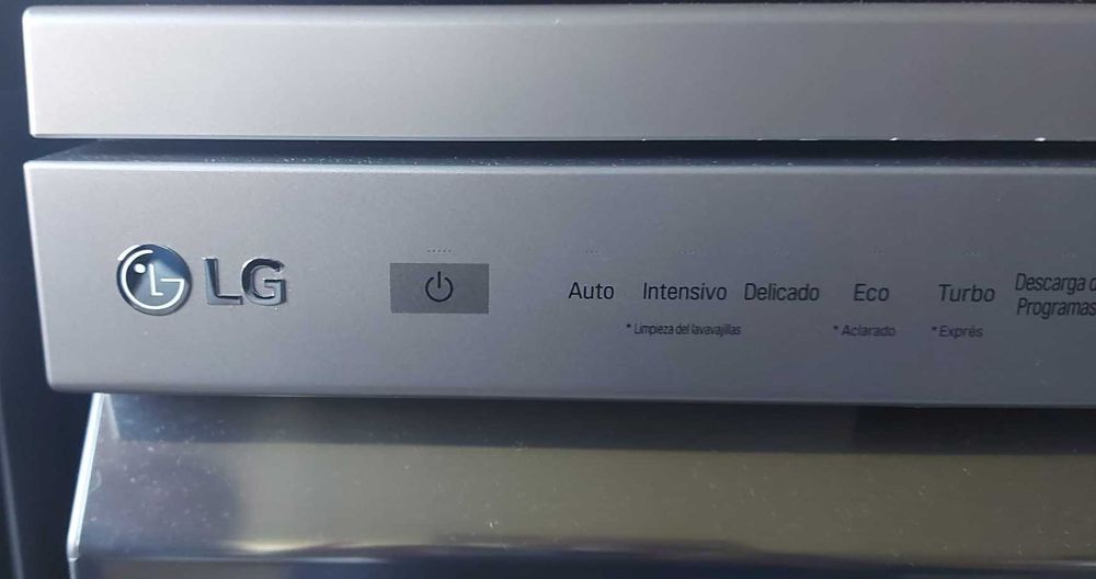 Vendo máquina de lavar loiça LG ref. DFC512FP