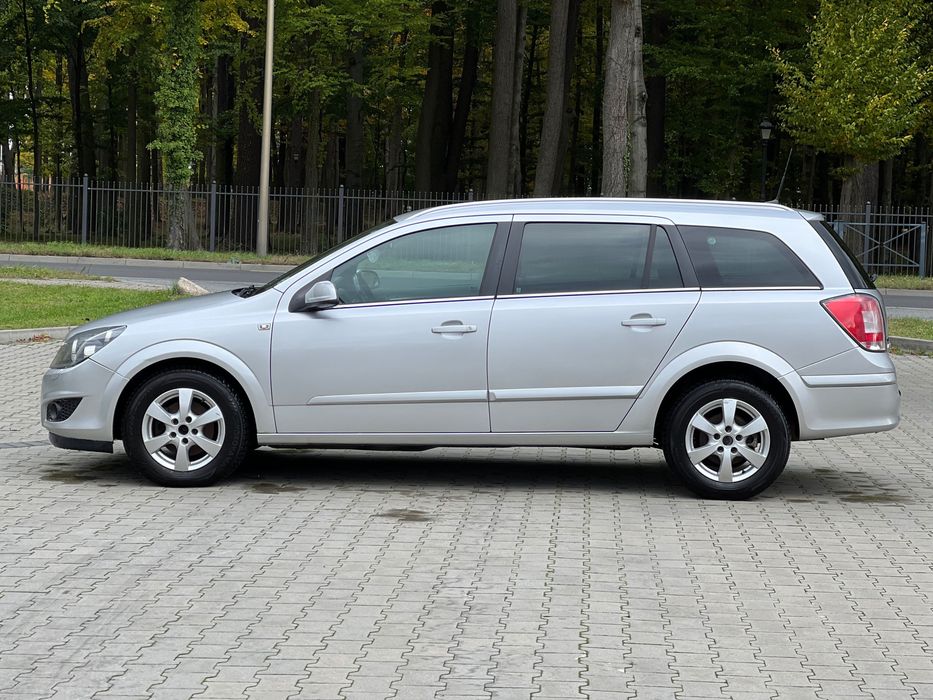 Samochód osobowy Opel Astra