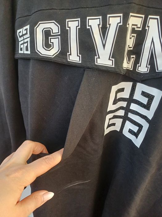 Cudna dresowa sukienka Givenchy