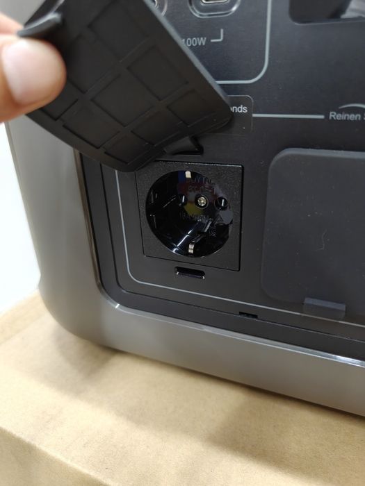 Зарядна станція ALLPOWERS R1500 Lite 1600W, 1056Wh, LiFePO4, UPS, Wi‑Fi/Bluetooth