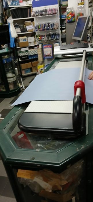 Guilhotina manual Roll Cat -Germany