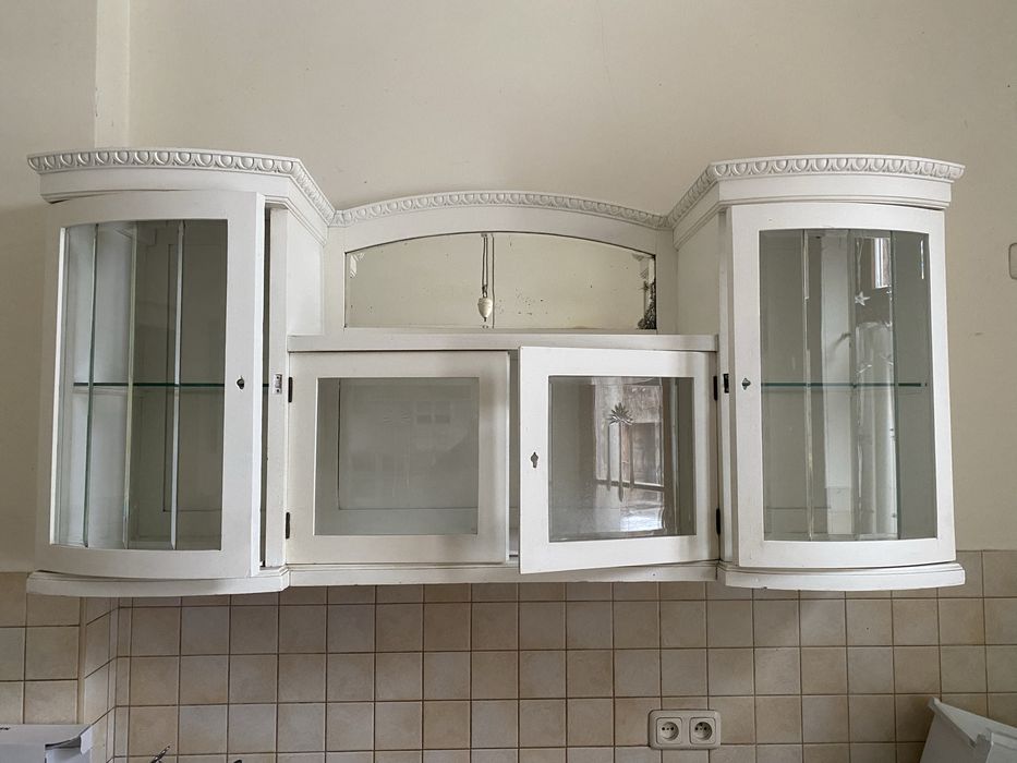 Góra kredensu używana