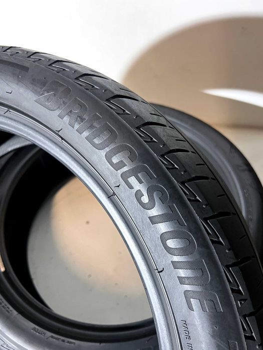 Pneus Bridgestone Turanza T005 - 225/45/19 - Excelentes