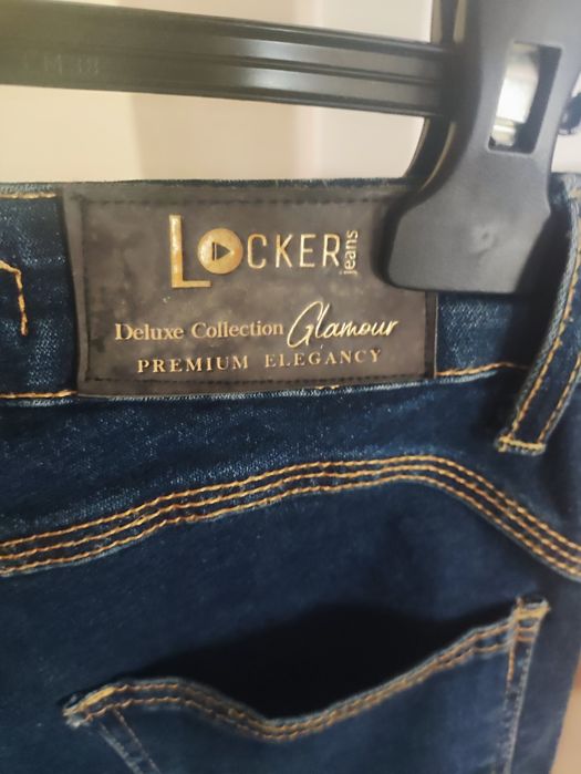 Calça de ganga modeladora com cinta do Brasil
