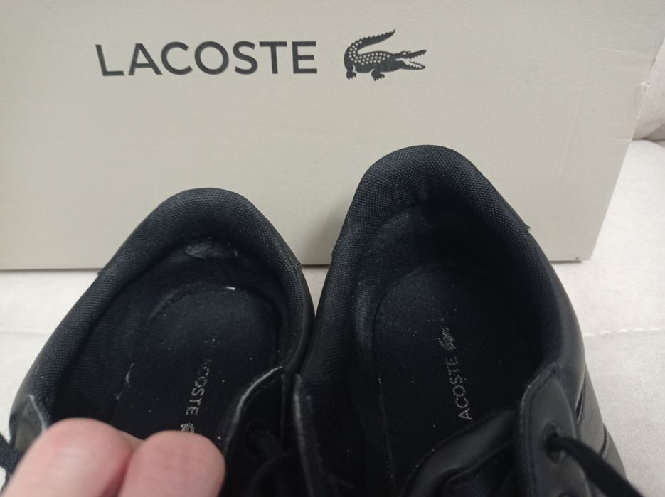 Buty Lacoste Chaymon rozmiar 42,5 czarne skóra skórzane trampki męskie