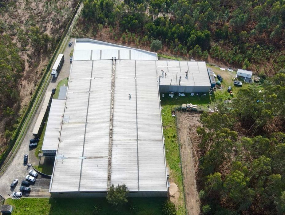 Armazem 5800m2 cobertos