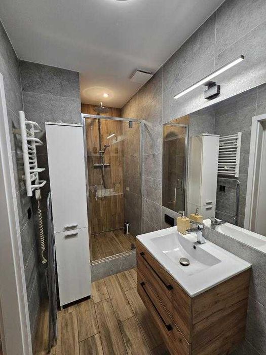 Duży pokój 20m2 z balkonem 8m2, Sosnowiec Pogoń, al. Mireckiego