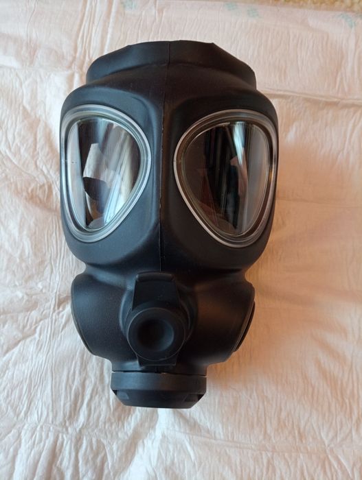 Фільтруючий противогаз