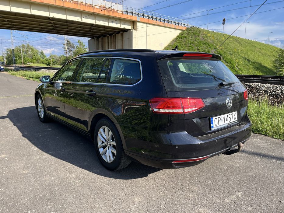 Volkswagen VW passat b8 1.6 diesel, kamera, radary,HAK  zadbany !