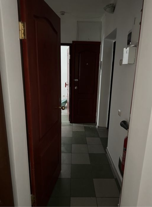 Продається офісне, фасадне приміщення в центрі