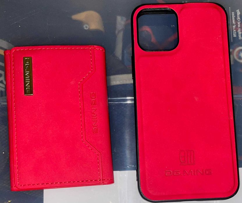 Capa iPhone 12 Magsafe com carteira - NOVO