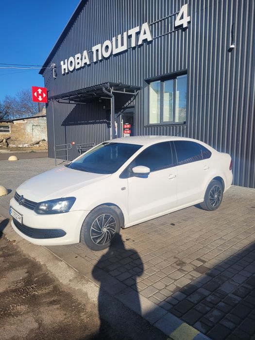 Volkswagen Polo 2013р, 1.6 газ/бензин в доброму стані