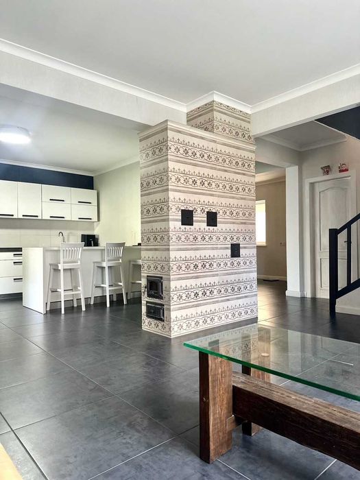 Продаж будинку в Іванковичах — 165 м², 8 соток, гараж