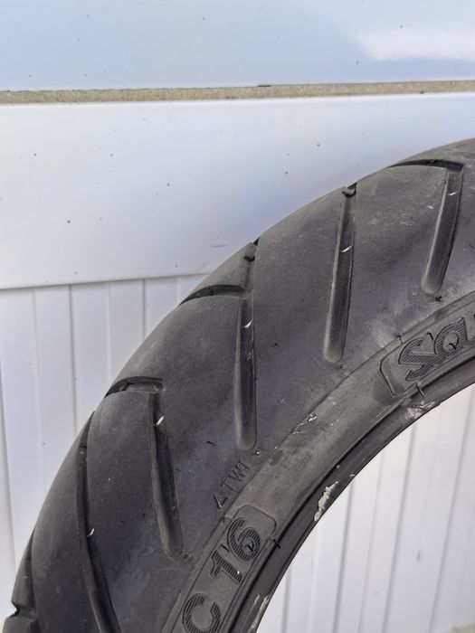 Pneu Original com 11.000km Vespa Sprint 125