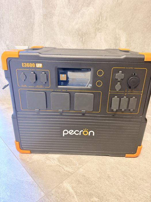 Зарядна станція Pecron 3600W 3072Wh E3600LFP В НАЯВНОСТІ