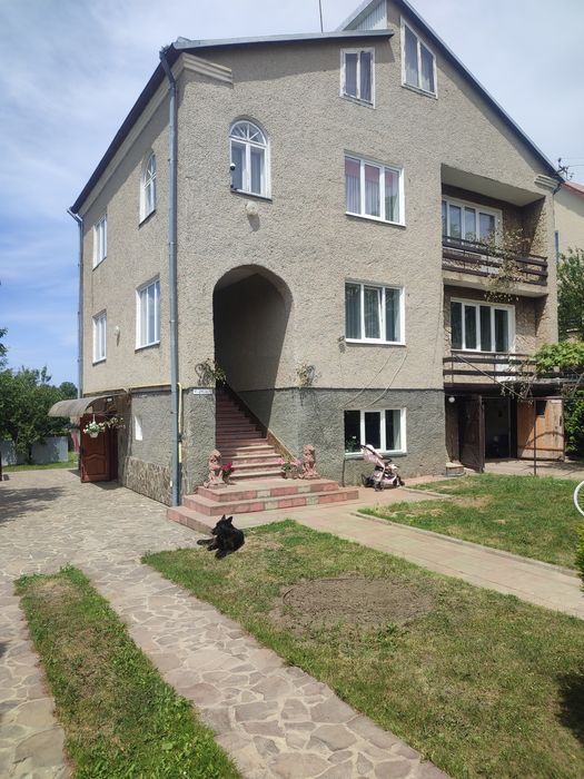 Продам будинок с. Бісковичі