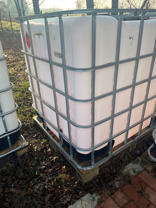 Pojemniki 1000 litrów mauzer
