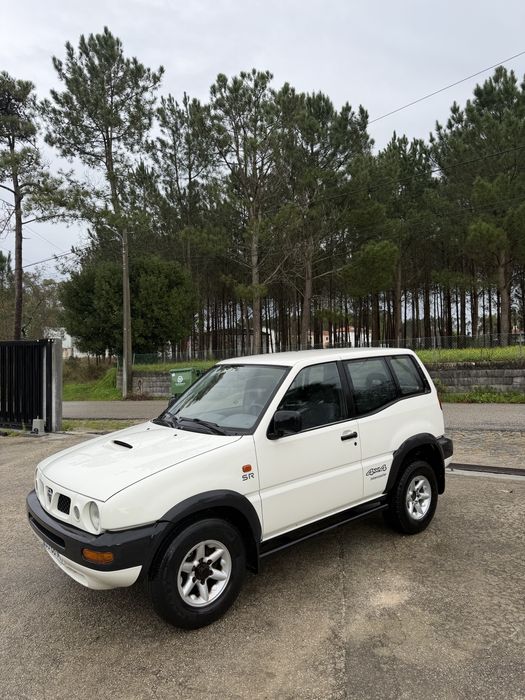 Nissan terrano 2.7 tdi 213 mil quilometros