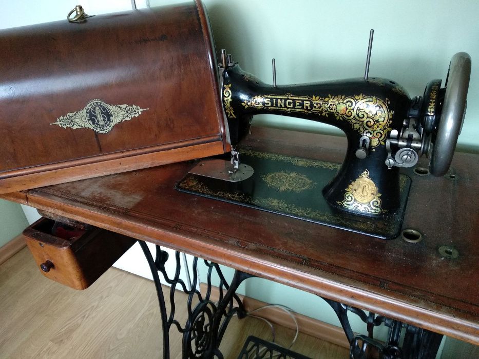 Singer zabytkowa maszyna do szycia kompletna