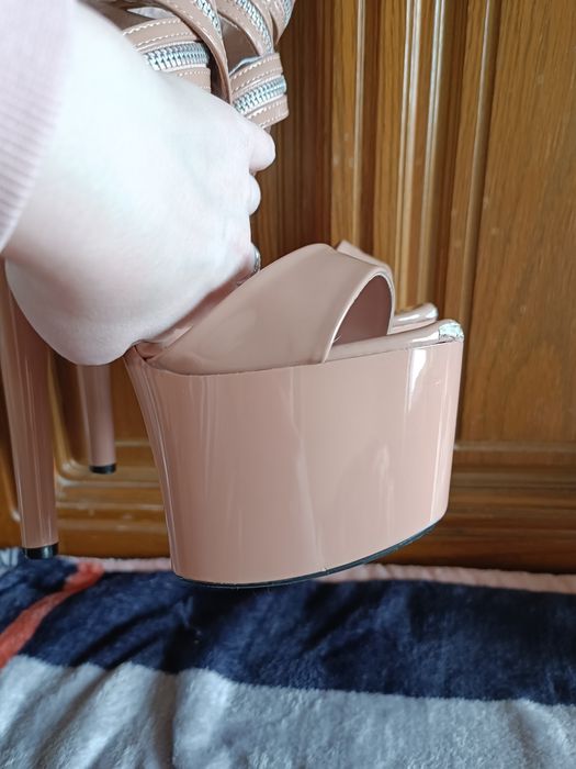 Стріпи двійка лаковані