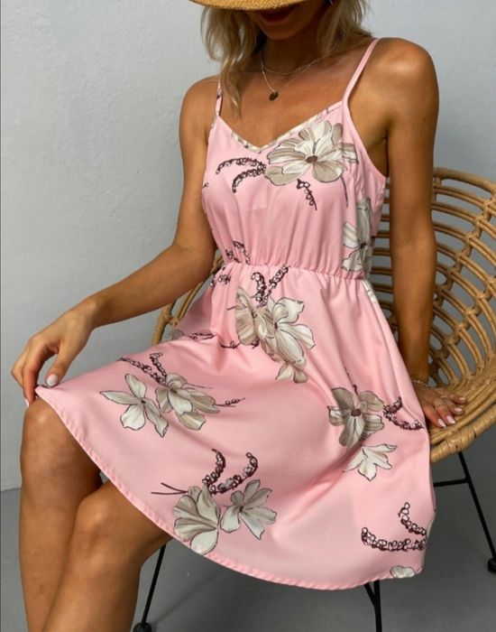 Elegancka sukienka kwiaty pudrowego różu S