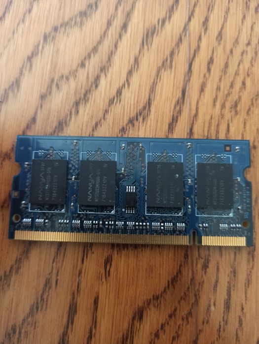Оперативная память для ноутбука DDR2  512MB.